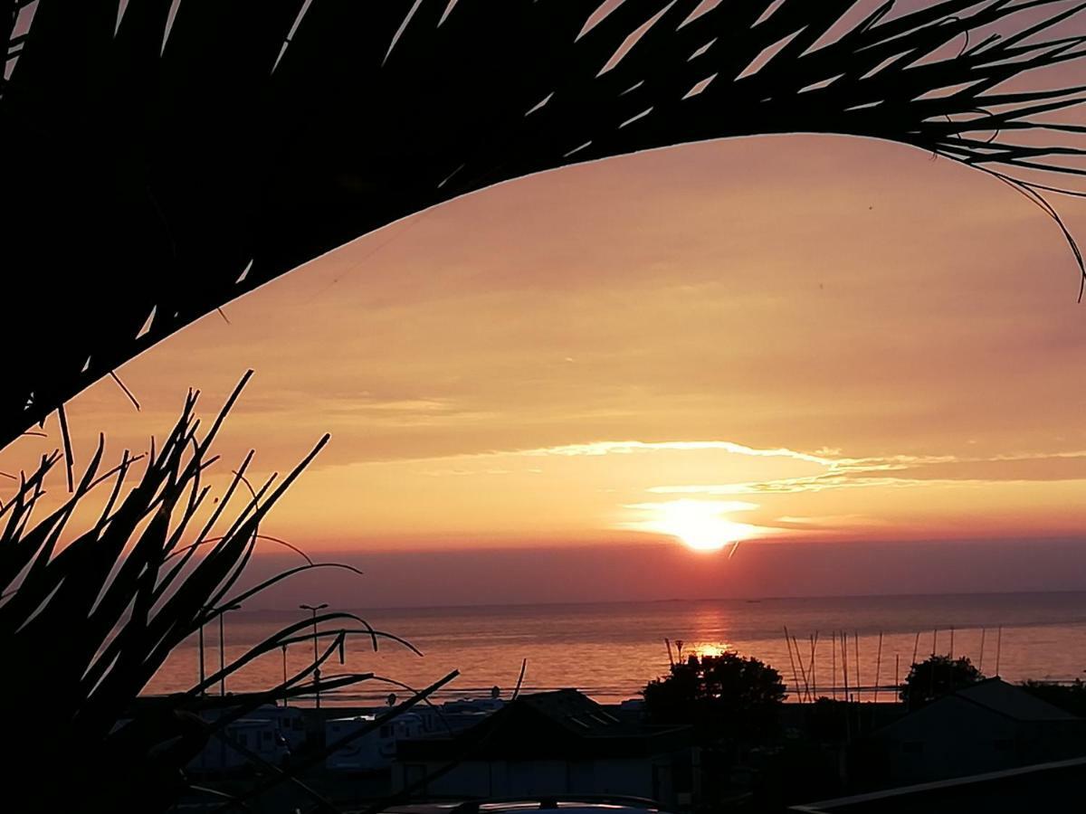 Appartement Terrasse Esprit Loft Vue Sur Mer Erquy Exterior photo